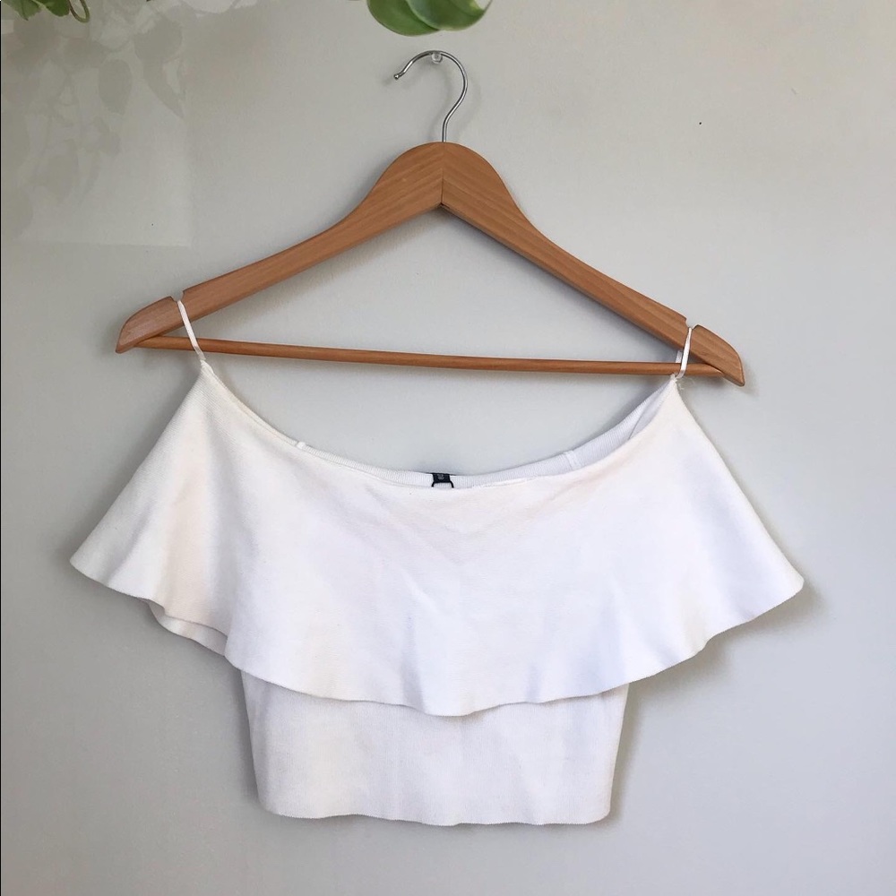 Dynamite off the shoulder crop top